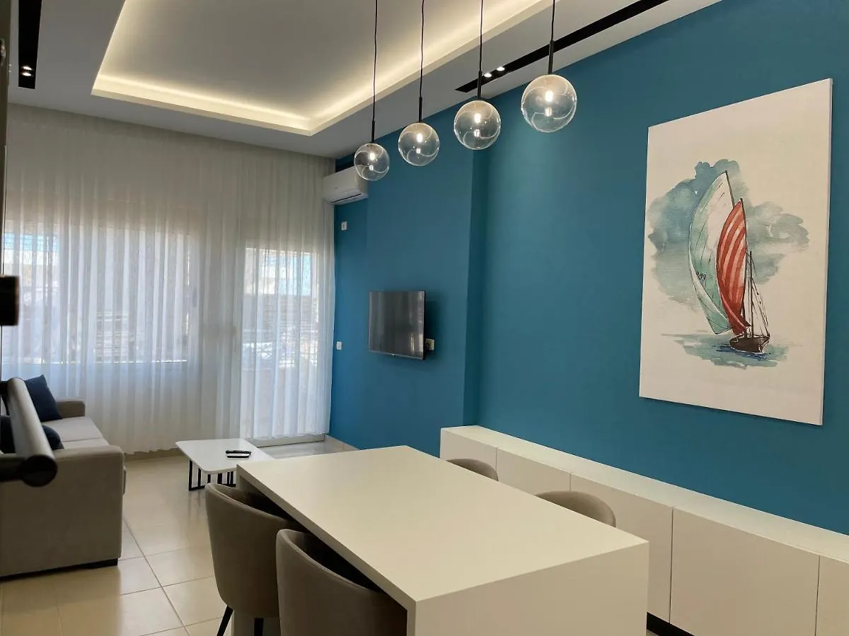 Domi Luxury Beach View Apartments In Saranda אלבניה