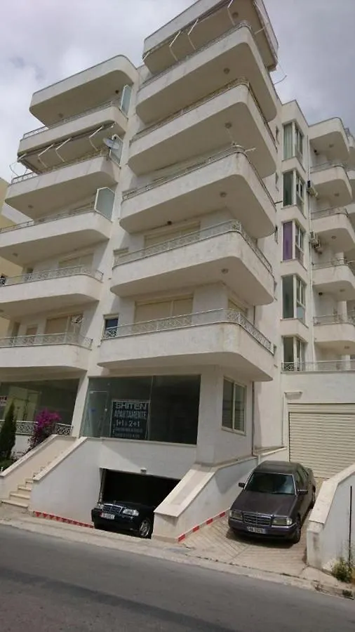 Domi Luxury Beach View Apartments In Saranda אלבניה